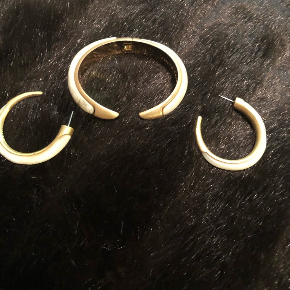 Vince Camuto bracelet/earrings - include backs